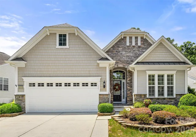 Photo 1 of Sale Pending at 26503 Sandpiper Ct, Fort Mill, SC 29707 | MLS# 4396198 | Listing updated on 2026-08-11