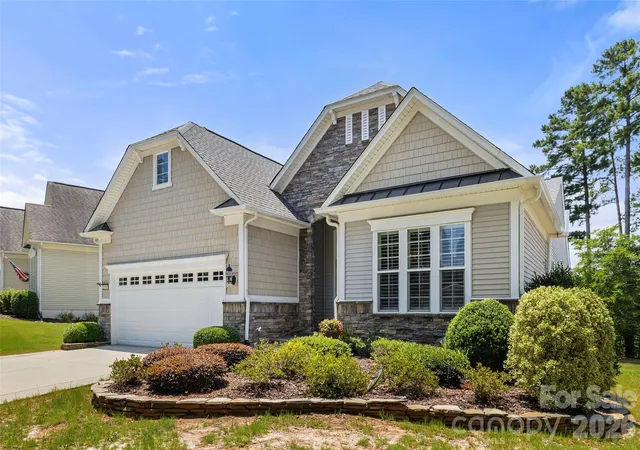 Photo 2 of Sale Pending at 26503 Sandpiper Ct, Fort Mill, SC 29707 | MLS# 4396198 | Listing updated on 2026-08-11