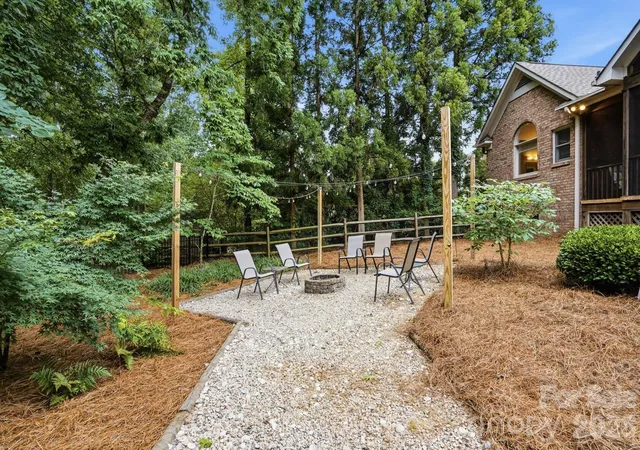 37th image of 13101 Darby Chase Dr, Charlotte, NC 28277 | MLS# 4396206