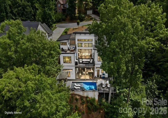 Photo 2 of Single family home for sale at 29012 Silver Fox Dr, Fort Mill, SC 29708 | MLS# 4396212 | Listing updated on 2026-08-10