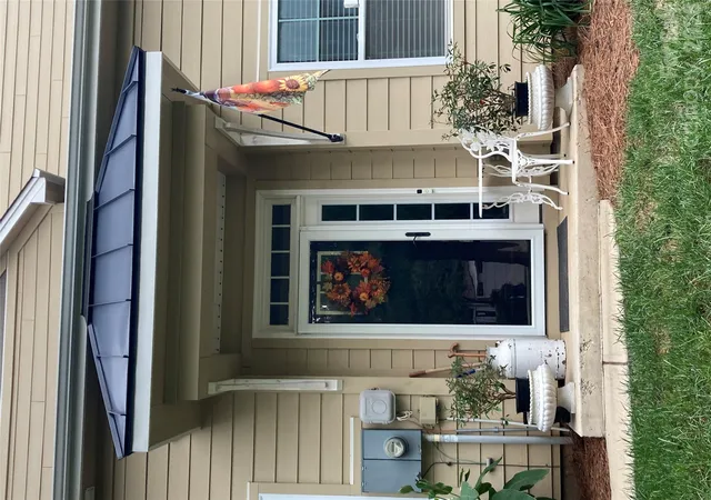 Photo 2 of Townhouse for sale at 4133 La Crema Dr, Charlotte, NC 28214 | MLS# 4396214 | Listing updated on 2026-10-06