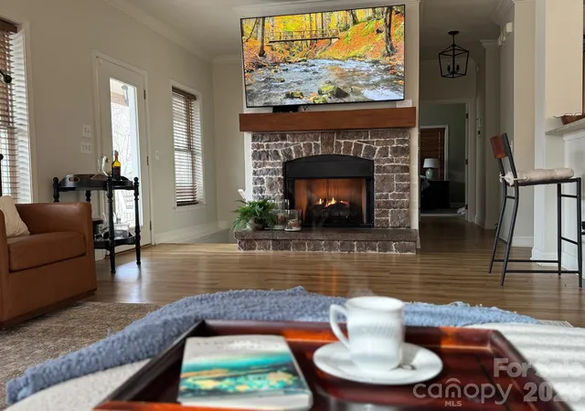 Photo 2 of Single family home for sale at 39 Rogers Crk Dr, Bakersville, NC 28705 | MLS# 4396215 | Listing updated on 2026-08-20