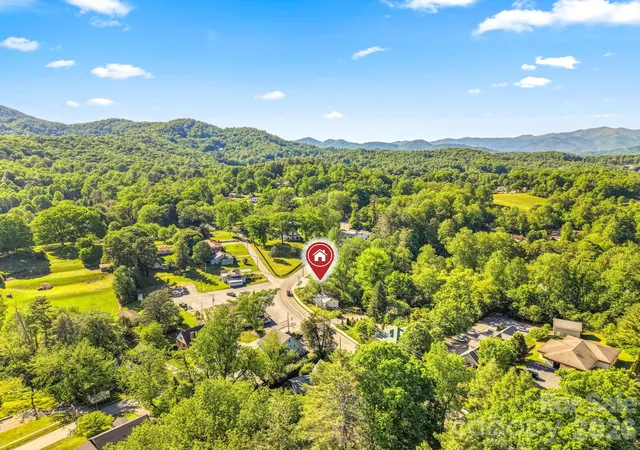 4th image of 523 Harrison Ave, Franklin, NC 28734 | MLS# 4396219