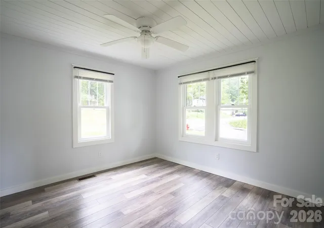 Homes for sale in Brevard, NC | 250 Oakdale St, Brevard, NC 28712 | MLS# 4396245