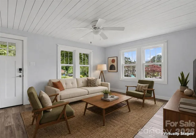Photo 5 of Single family home for sale at 250 Oakdale St, Brevard, NC 28712 | MLS# 4396245 | Listing updated on 2026-08-28