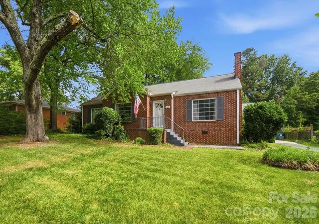 Photo 2 of Single family home for sale at 1616 Statesville Blvd, Salisbury, NC 28144 | MLS# 4396247 | Listing updated on 2026-09-22