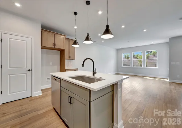 Photo 3 of Townhouse for sale at 463 Nash St, Fort Mill, SC 29715 | MLS# 4396248 | Listing updated on 2026-09-15