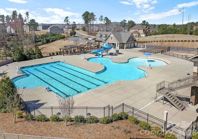 48th image of 16619 Flintrock Falls Ln, Charlotte, NC 28278 | MLS# 4396273