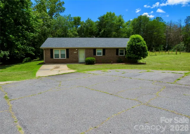 3rd image of 122 Tulip Trl, Ellenboro, NC 28040 | MLS# 4396304