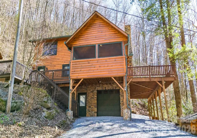 Homes for sale in Whittier, NC | 3458 Dicks Creek Rd, Whittier, NC 28789 | MLS# 4396310