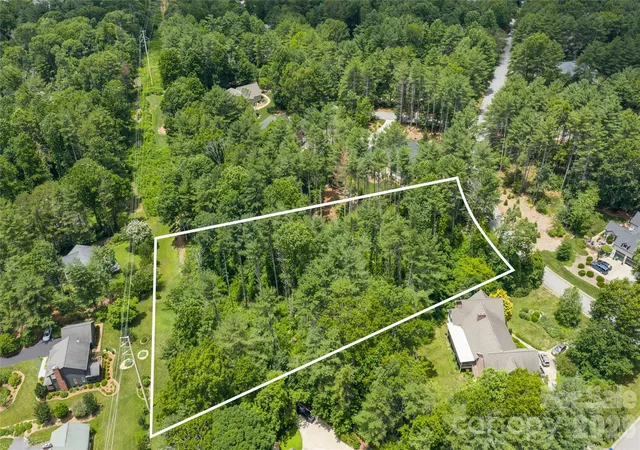 1st image of 4 Dunnwoody Dr, Arden, NC 28704 | MLS# 4396311