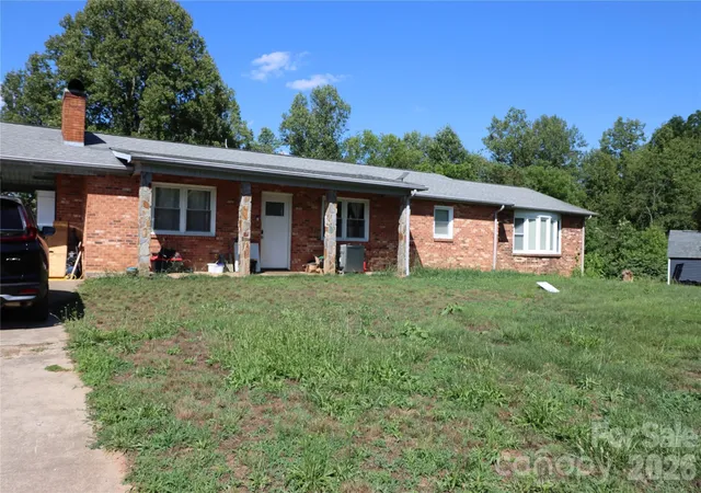 1st image of 3232 Kingview Pl, Lenoir, NC 28645 | MLS# 4396320