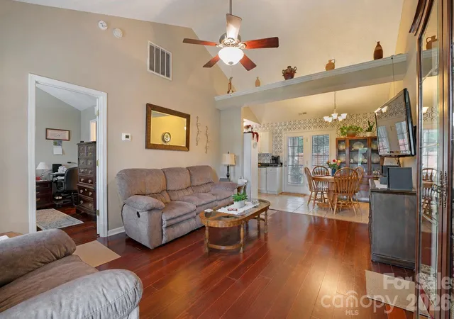 5th image of 4165 Thomas Sam Dr, Rock Hill, SC 29732 | MLS# 4396337