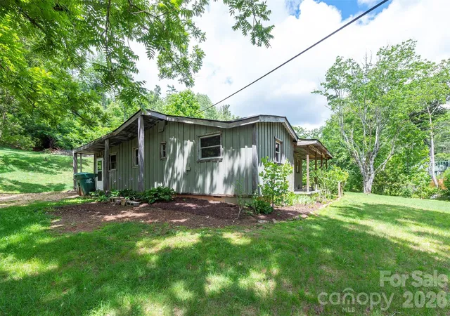 Homes for sale in Asheville, NC | 80 Webb Cove Rd, Asheville, NC 28804 | MLS# 4396343