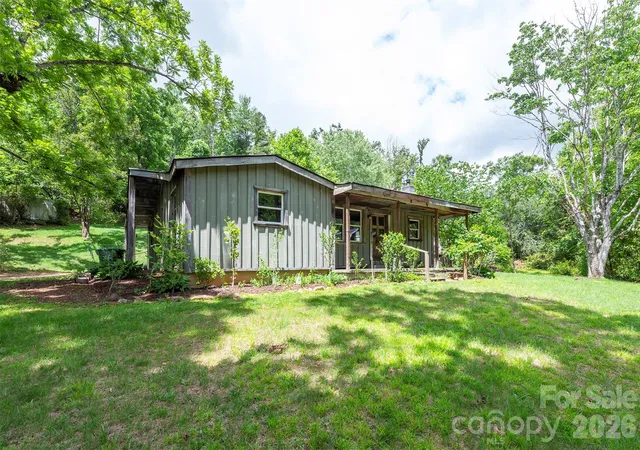 Homes for sale in Asheville, NC | 80 Webb Cove Rd, Asheville, NC 28804 | MLS# 4396343