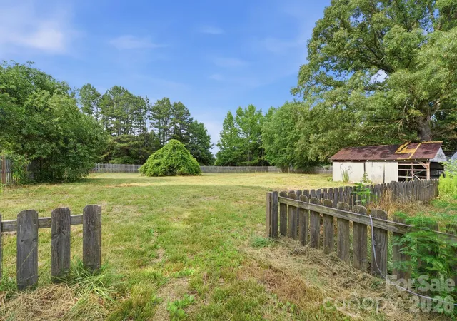 Homes for sale in Cleveland, NC | 1561 Ostwalt Amity Rd, Cleveland, NC 27013 | MLS# 4396390