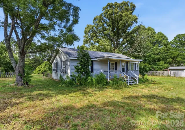 Homes for sale in Cleveland, NC | 1561 Ostwalt Amity Rd, Cleveland, NC 27013 | MLS# 4396390