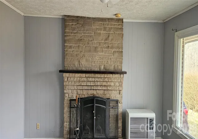 Homes for sale in Spruce Pine, NC | 183 Maple Rd, Spruce Pine, NC 28777 | MLS# 4396394