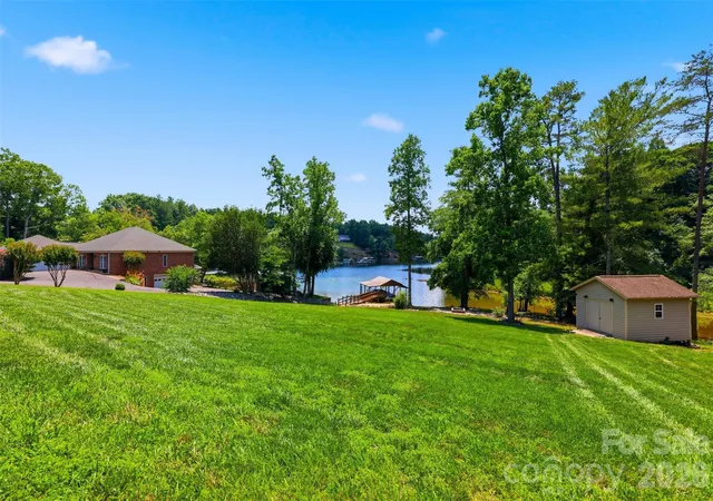 Homes for sale in Taylorsville, NC | 495 Windsor Dr, Taylorsville, NC 28681 | MLS# 4396399