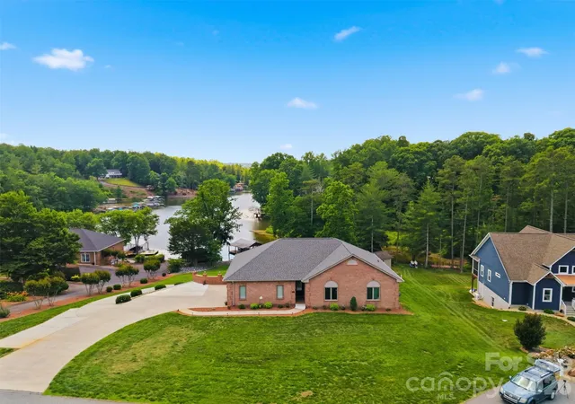 Homes for sale in Taylorsville, NC | 495 Windsor Dr, Taylorsville, NC 28681 | MLS# 4396399