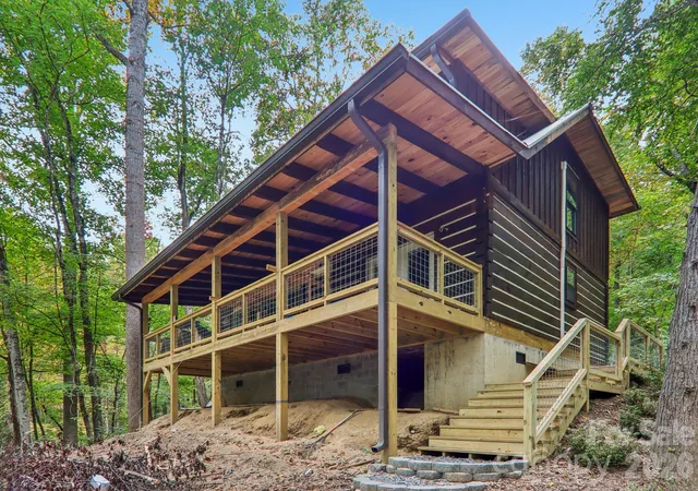 Photo 1 of Single family home for sale at 5 Marion Dr, Maggie Valley, NC 28751 | MLS# 4396408 | Listing updated on 2026-10-16