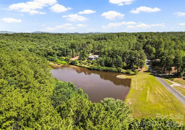 Homes for sale in Granite Falls, NC | 5224 Port Ln, Granite Falls, NC 28630 | MLS# 4396413