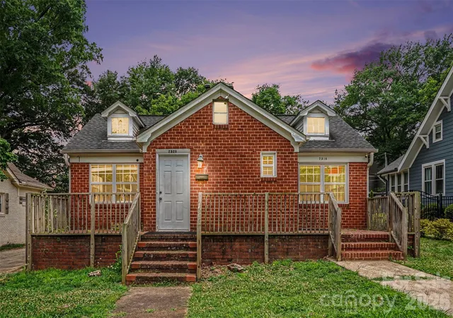 1st image of 2518 E 7th St, Charlotte, NC 28204 | MLS# 4396416