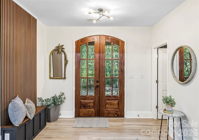 Photo 1 of Single family home for sale at 16 Tanglewood Rd, Clover, SC 29710 | MLS# 4396441 | Listing updated on 2026-10-20
