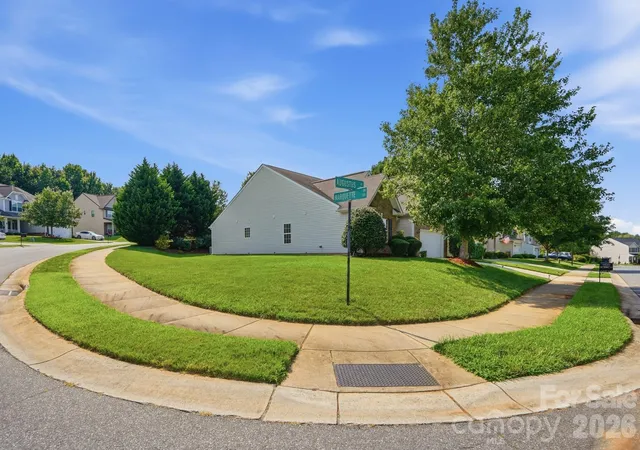 Homes for sale in Mount Holly, NC | 301 Augustus Ln, Mount Holly, NC 28120 | MLS# 4396449