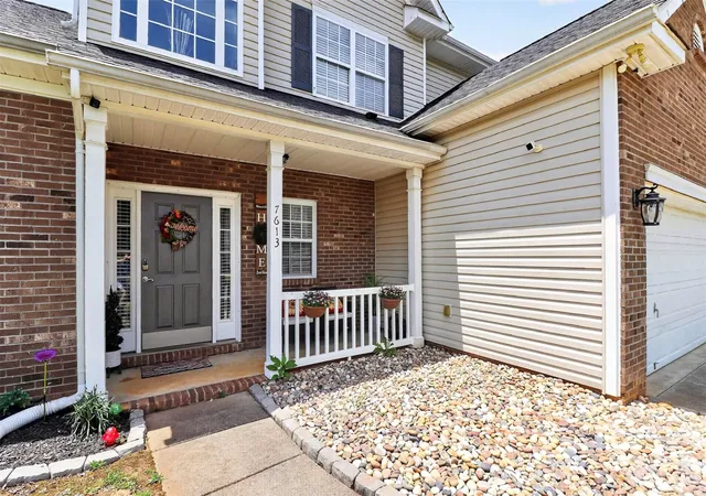 Photo 3 of Single family home for sale at 7613 Deluca Dr, Charlotte, NC 28215 | MLS# 4396462 | Listing updated on 2026-10-06