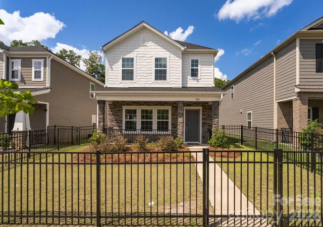 1st image of 466 Cranford Dr, Pineville, NC 28134 | MLS# 4396472