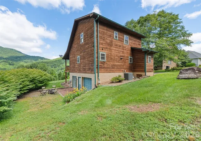 Homes for sale in Waynesville, NC | 210 Tanner Trl, Waynesville, NC 28785 | MLS# 4396483