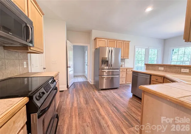 Photo 3 of Single family home for sale at 4990 Sagittarius Cir, Denver, NC 28037 | MLS# 4396494 | Listing updated on 2026-09-24