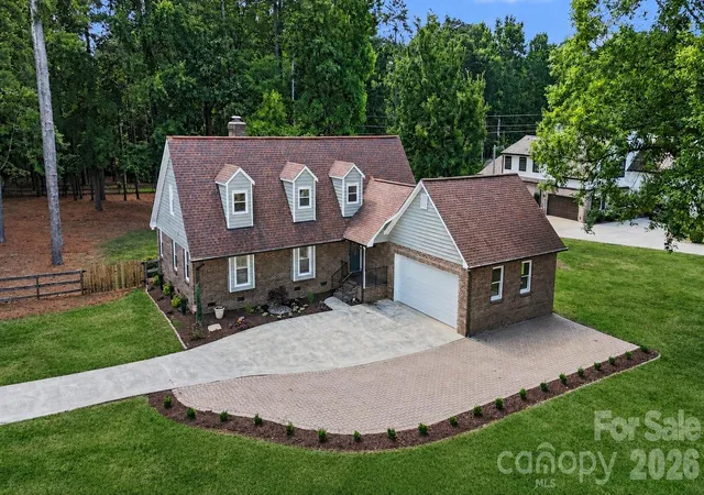 Homes for sale in Matthews, NC | 4724 Weddington Matthews Rd, Matthews, NC 28104 | MLS# 4396504