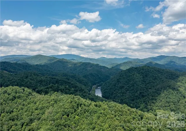 Homes for sale in Green Mountain, NC | 000 High Cliff Dr, Green Mountain, NC 28740 | MLS# 4396512