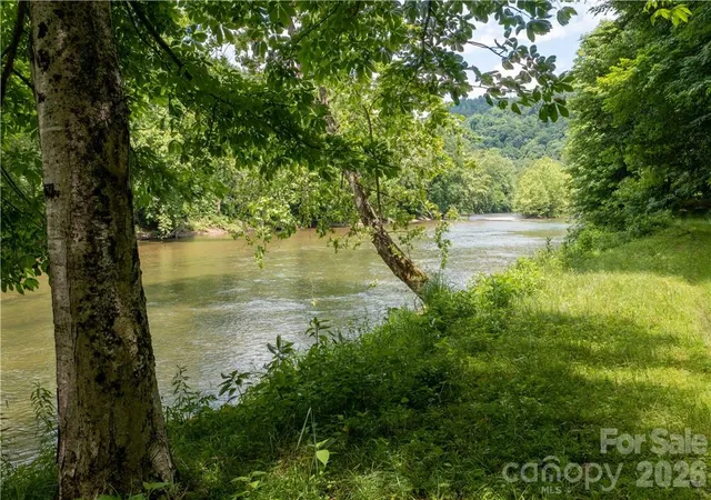 Homes for sale in Green Mountain, NC | 000 High Cliff Dr, Green Mountain, NC 28740 | MLS# 4396512