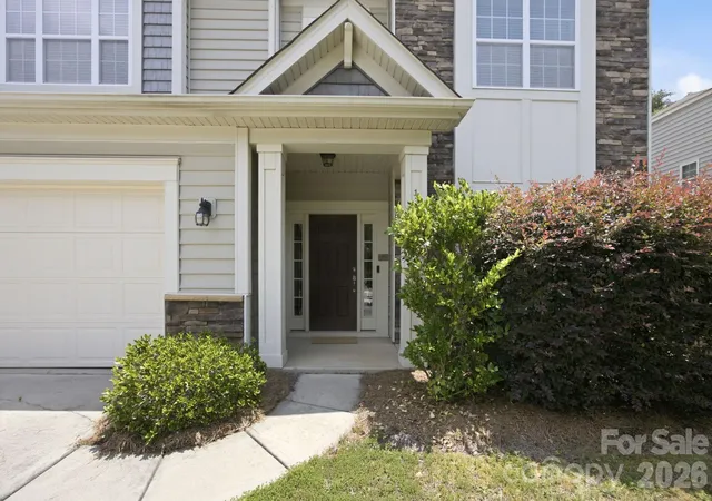 Photo 2 of Single family home for sale at 14711 Brannock Hills Dr, Charlotte, NC 28278 | MLS# 4396516 | Listing updated on 2026-10-02