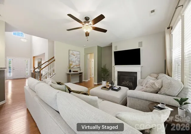 Photo 3 of Single family home for sale at 14711 Brannock Hills Dr, Charlotte, NC 28278 | MLS# 4396516 | Listing updated on 2026-10-02