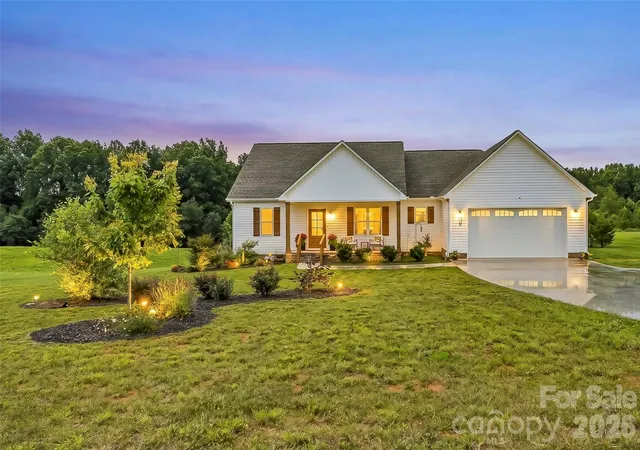 Homes for sale in Crouse, NC | 1459 Malden Ct, Crouse, NC 28033 | MLS# 4396527