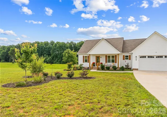 Homes for sale in Crouse, NC | 1459 Malden Ct, Crouse, NC 28033 | MLS# 4396527
