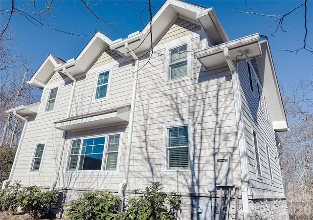 2nd image of 11 Lila Ln, Clyde, NC 28721 | MLS# 4396540