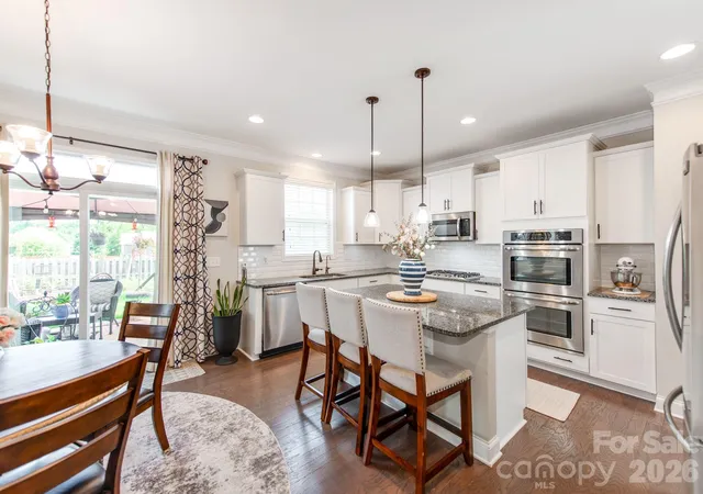Photo 4 of Single family home for sale at 11013 Charmont Pl, Huntersville, NC 28078 | MLS# 4396560 | Listing updated on 2026-10-06