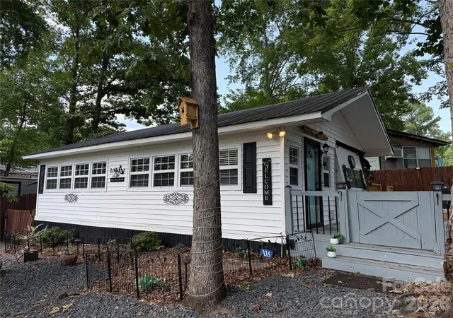 Homes for sale in Mount Gilead, NC | 106 Catawba Ct #F188, Mount Gilead, NC 27306 | MLS# 4396568