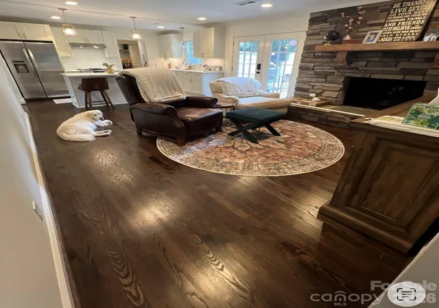 Photo 2 of Single family home for sale at 4124 Randolph Rd, Charlotte, NC 28211 | MLS# 4396577 | Listing updated on 2026-06-24