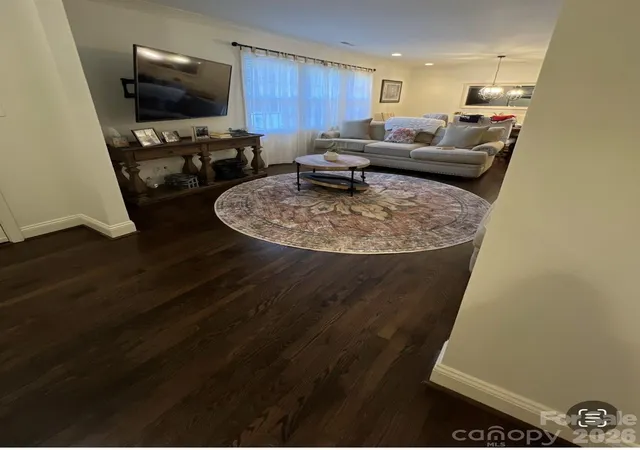 Photo 3 of Single family home for sale at 4124 Randolph Rd, Charlotte, NC 28211 | MLS# 4396577 | Listing updated on 2026-06-24