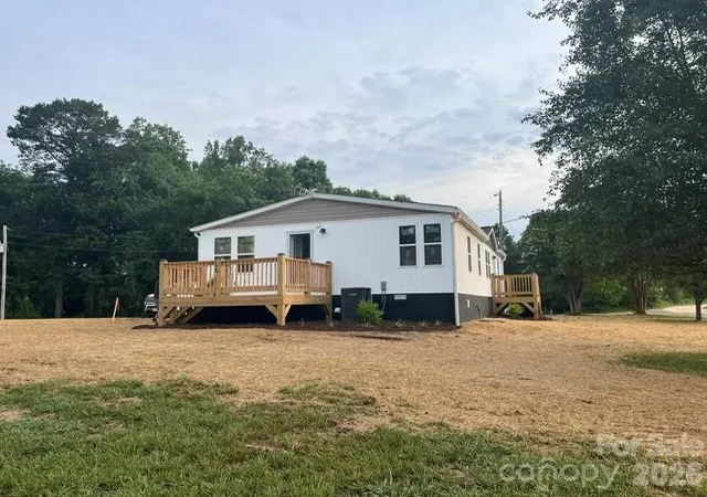 Homes for sale in Taylorsville, NC | 204 A L Fox Rd, Taylorsville, NC 28681 | MLS# 4396602