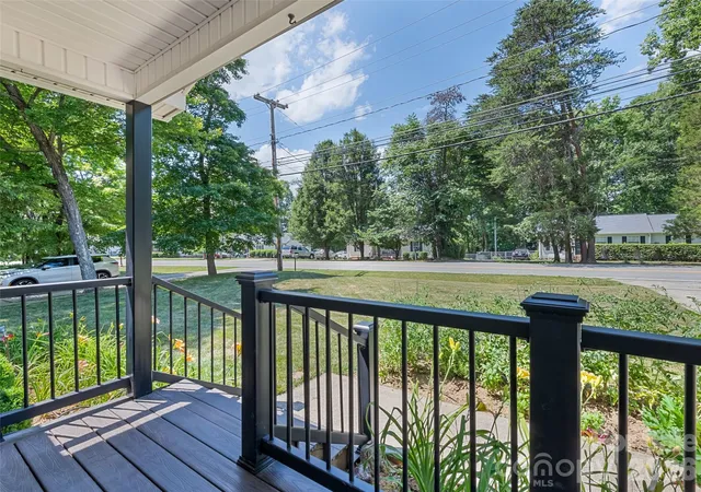 4th image of 515 Westover Dr, High Point, NC 27265 | MLS# 4396607