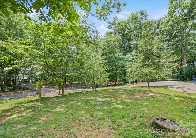4th image of 18 Bran Rick Ln, Arden, NC 28704 | MLS# 4396640