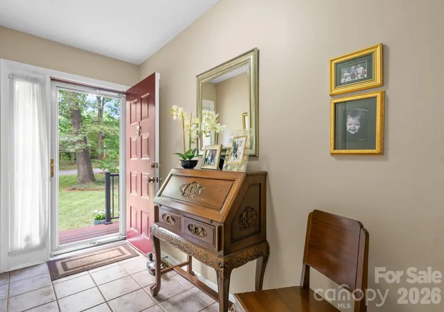 3rd image of 446 17Th Avenue Dr Ne, Hickory, NC 28601 | MLS# 4396658