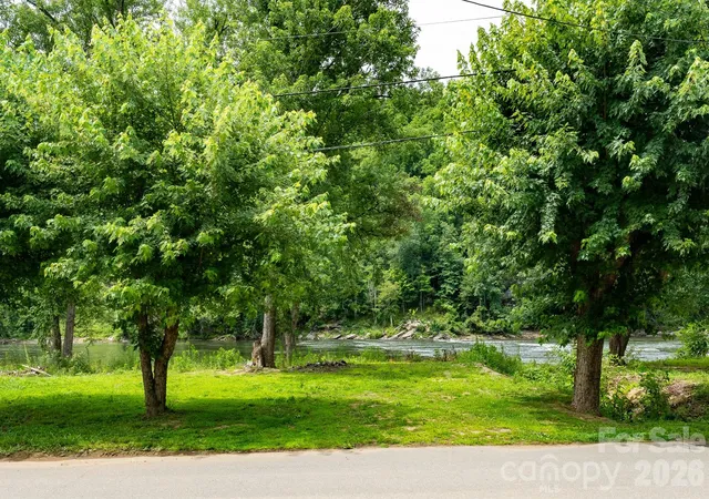 Homes for sale in Marshall, NC | 389 Rollins Rd, Marshall, NC 28753 | MLS# 4396683